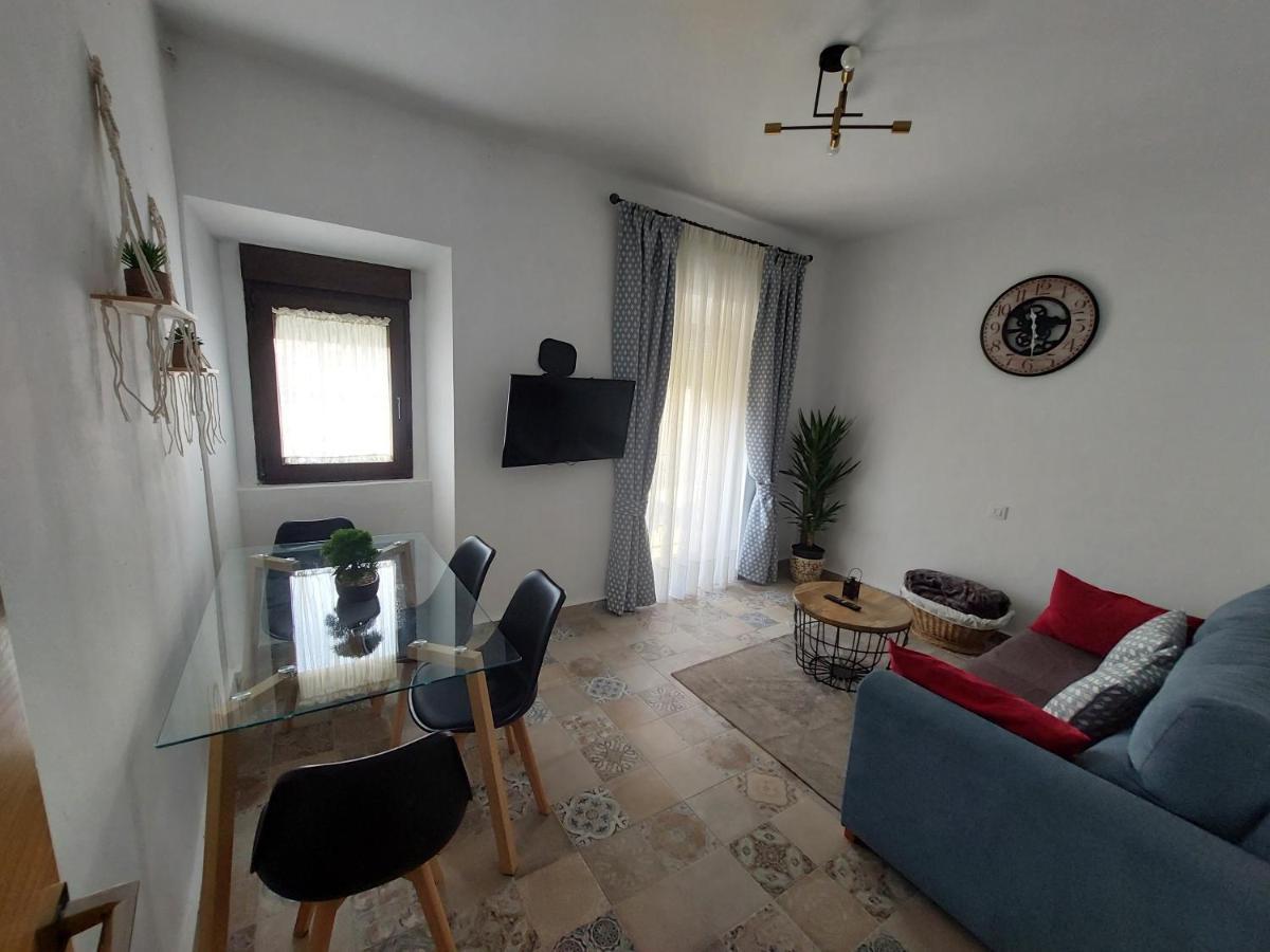 Caces Apartamentos Fuente Nueva Sande מראה חיצוני תמונה